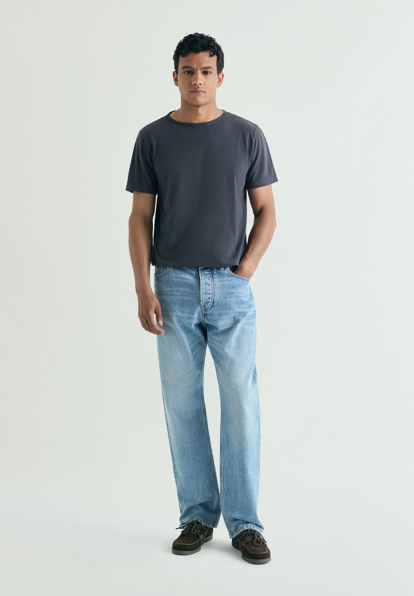 BASIC LINEN T-SHIRT