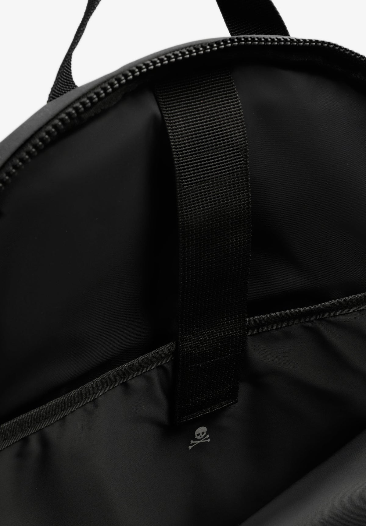 TECHNICAL BACKPACK WITH POCKET