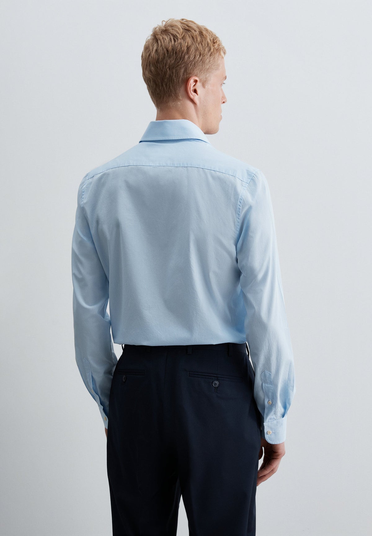 REGULAR FIT DRESS SHIRT