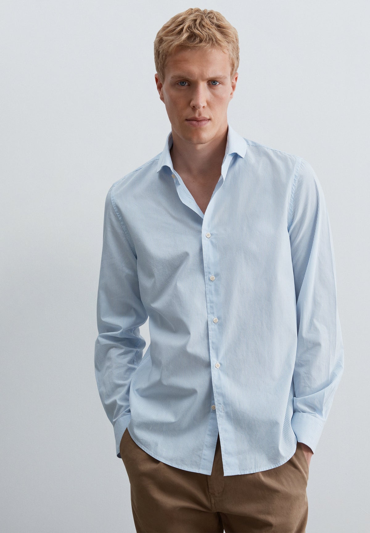 REGULAR FIT DRESS SHIRT