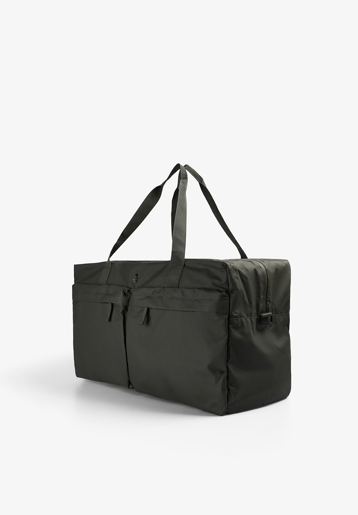TRAVEL BAG WITH POCKETS