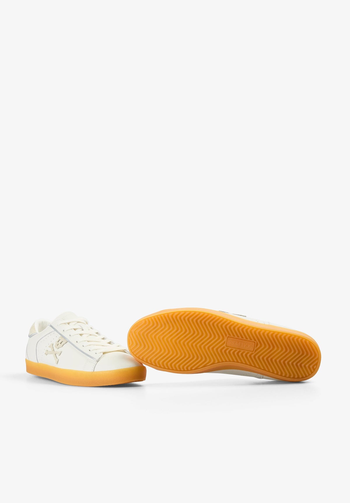 SNEAKERS WITH SIDE SKULL