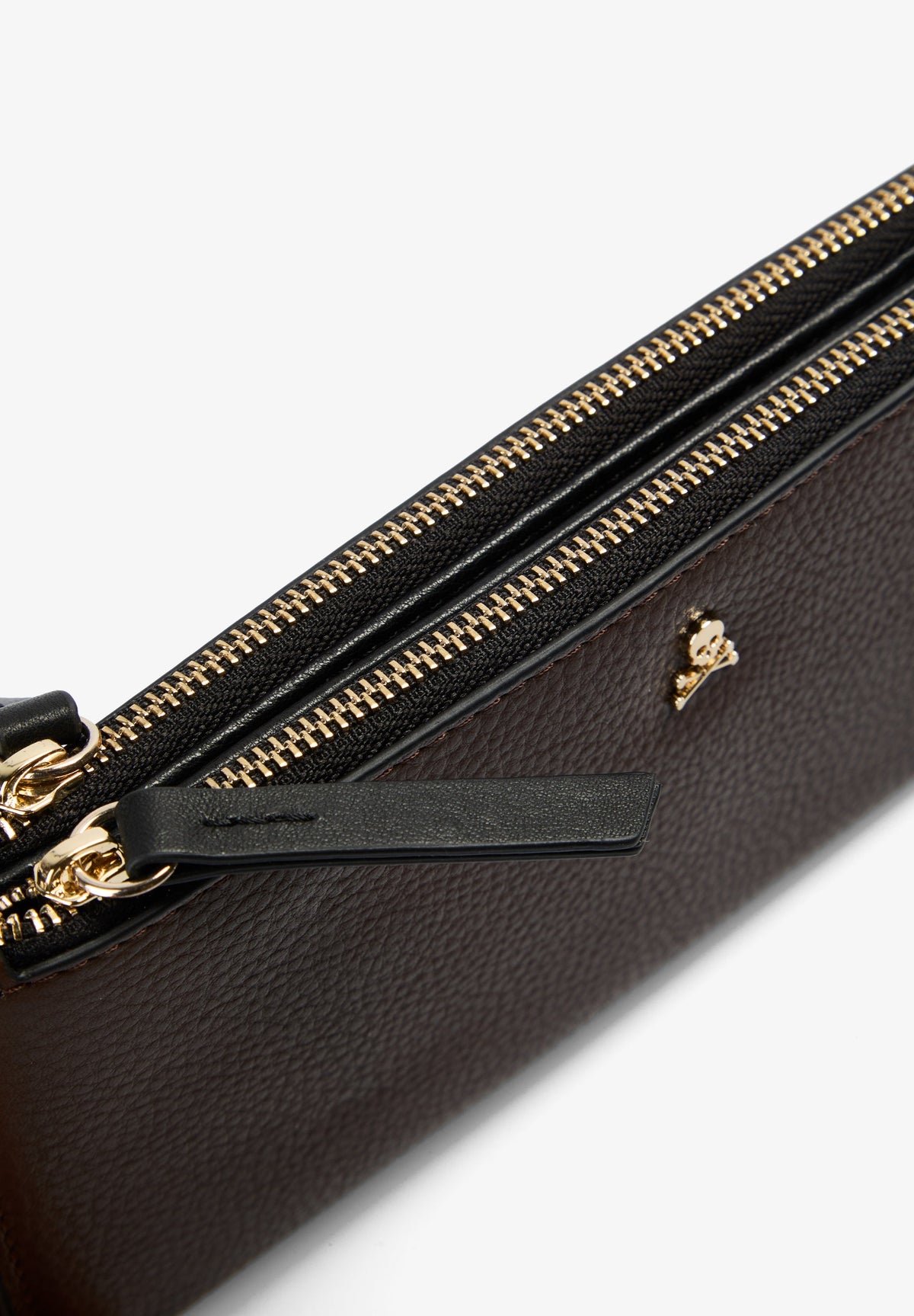 ELONGATED LEATHER WALLET