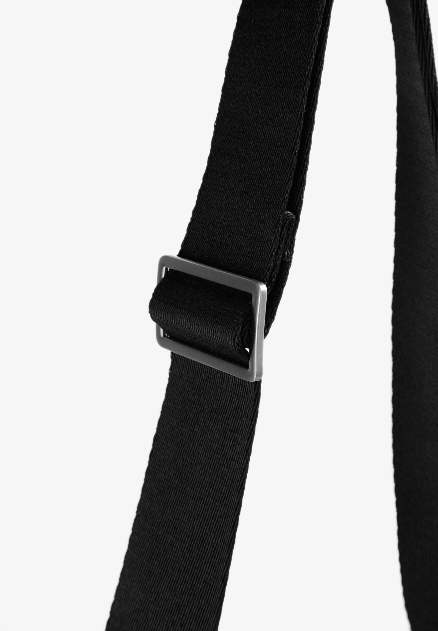 SCNY WEEK BUCKLE BAG