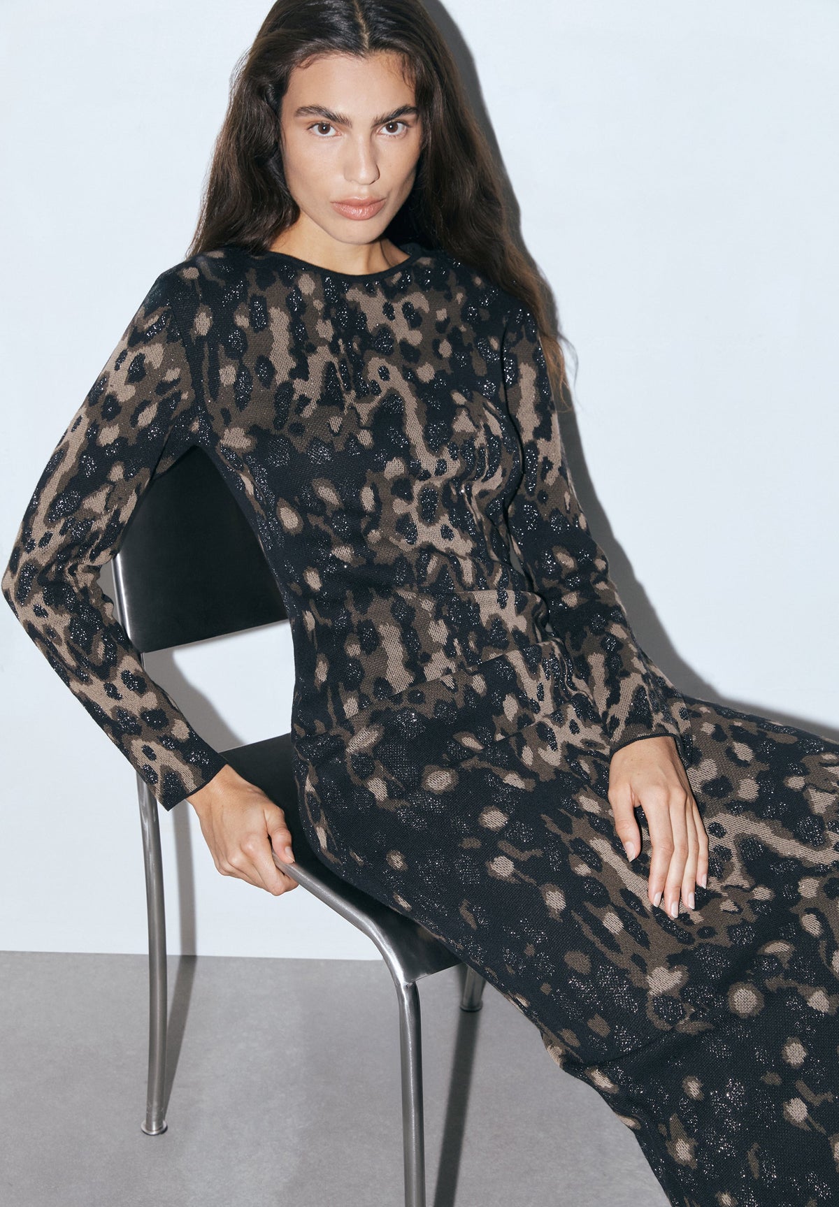 JACQUARD DRESS WITH SHOULDER PADS