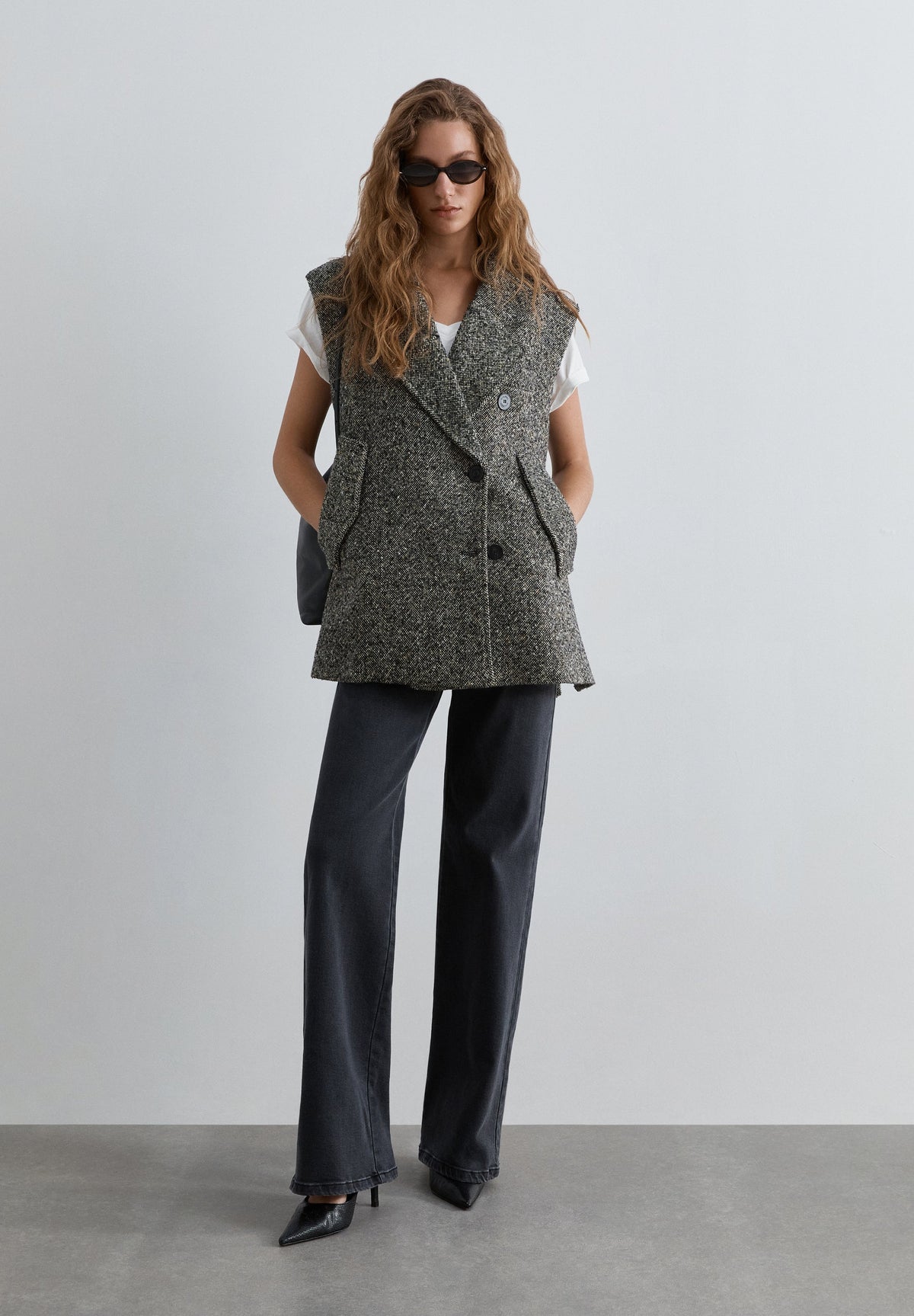 DOUBLE-BREASTED WAISTCOAT