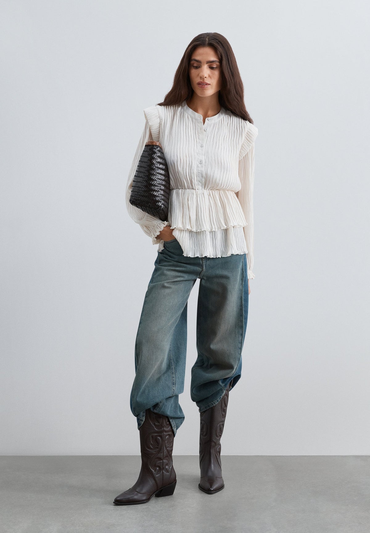 PLEATED RUFFLE BLOUSE