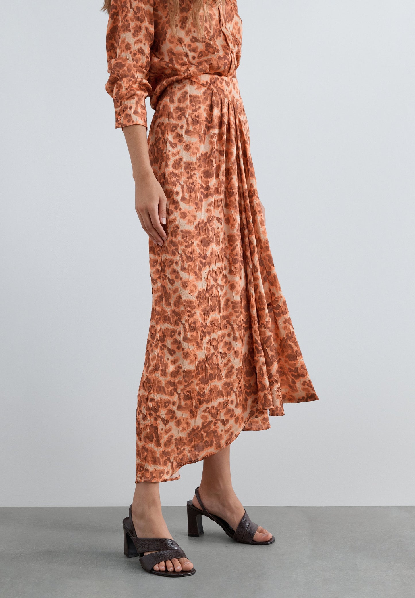 ANIMAL PRINT MIDI SKIRT