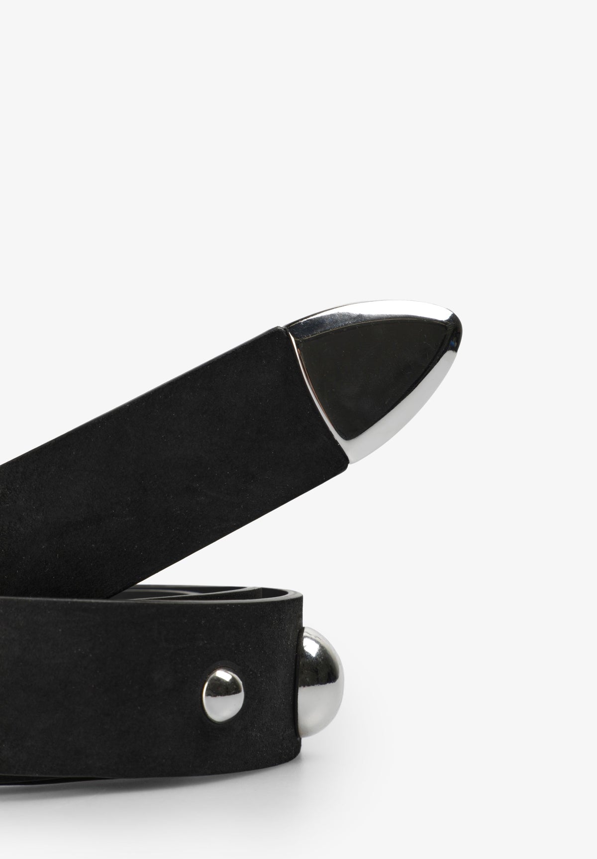 STUDDED LEATHER BELT