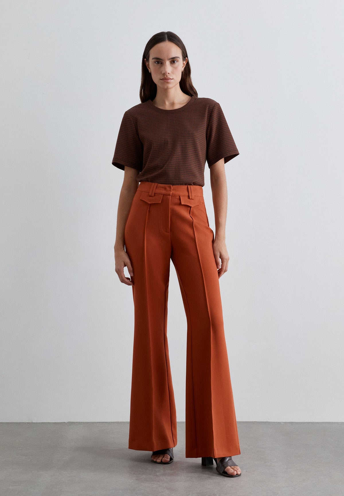 CHECKED T-SHIRT WITH SHOULDER DETAIL