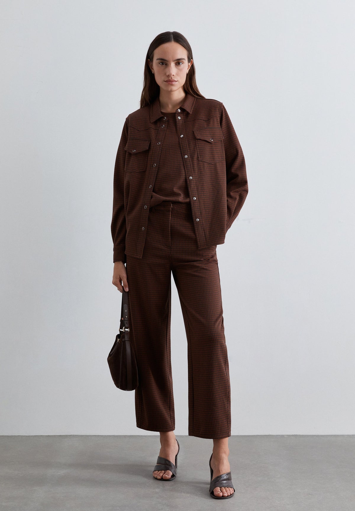 CHECKED T-SHIRT WITH SHOULDER DETAIL