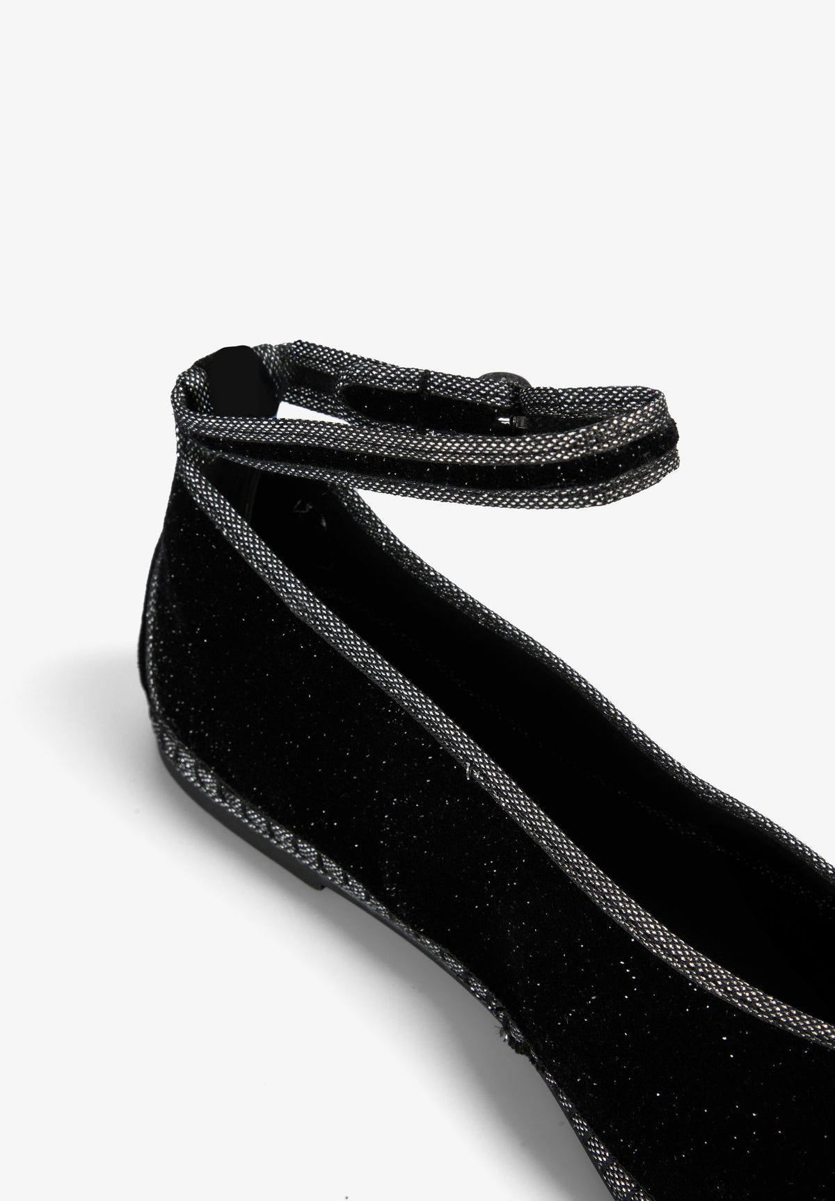 VELVET ANKLE STRAP BALLET FLATS