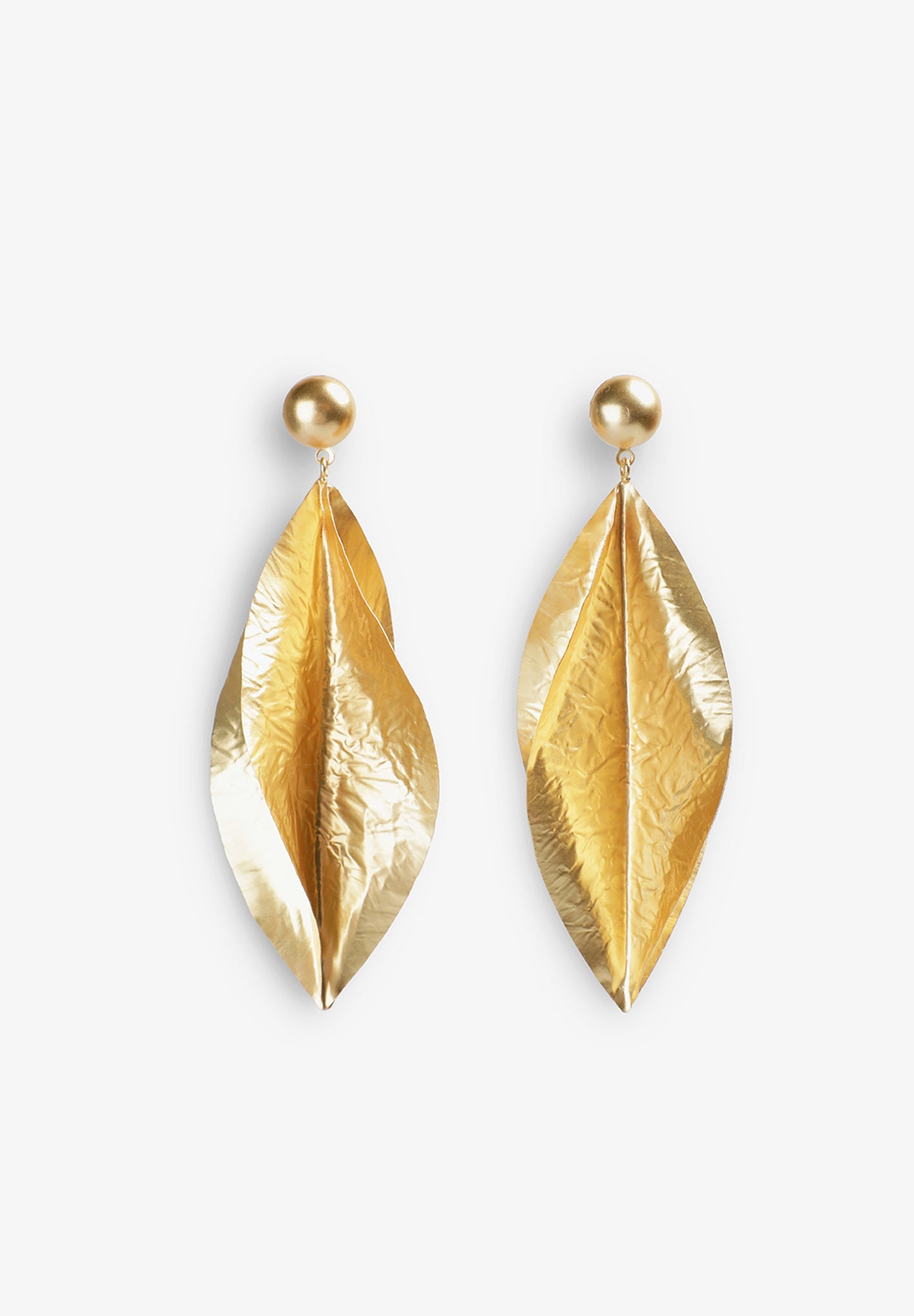 SCBIGPETALGOLD EARRINGS