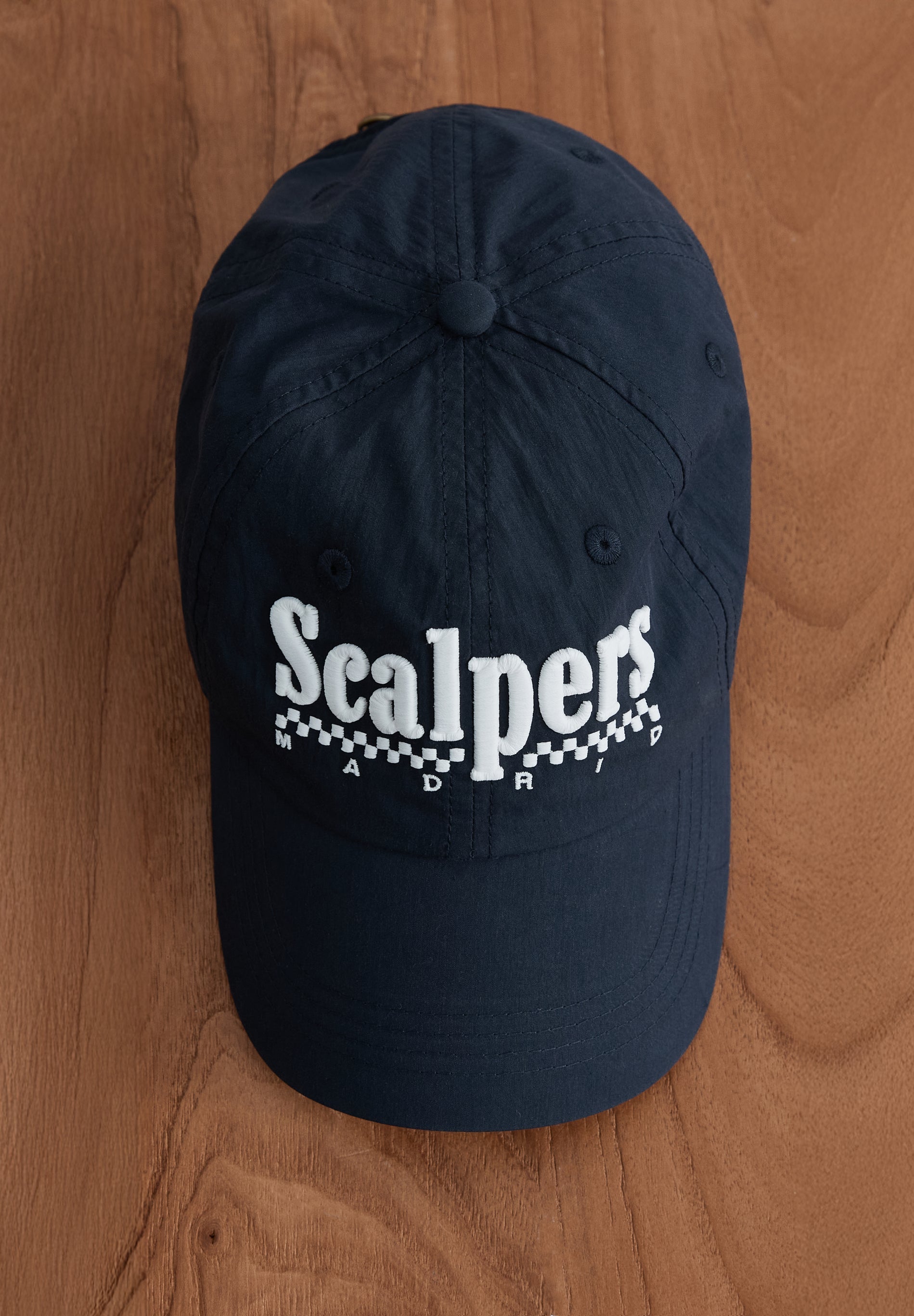 CAP WITH EMBROIDERED LOGO