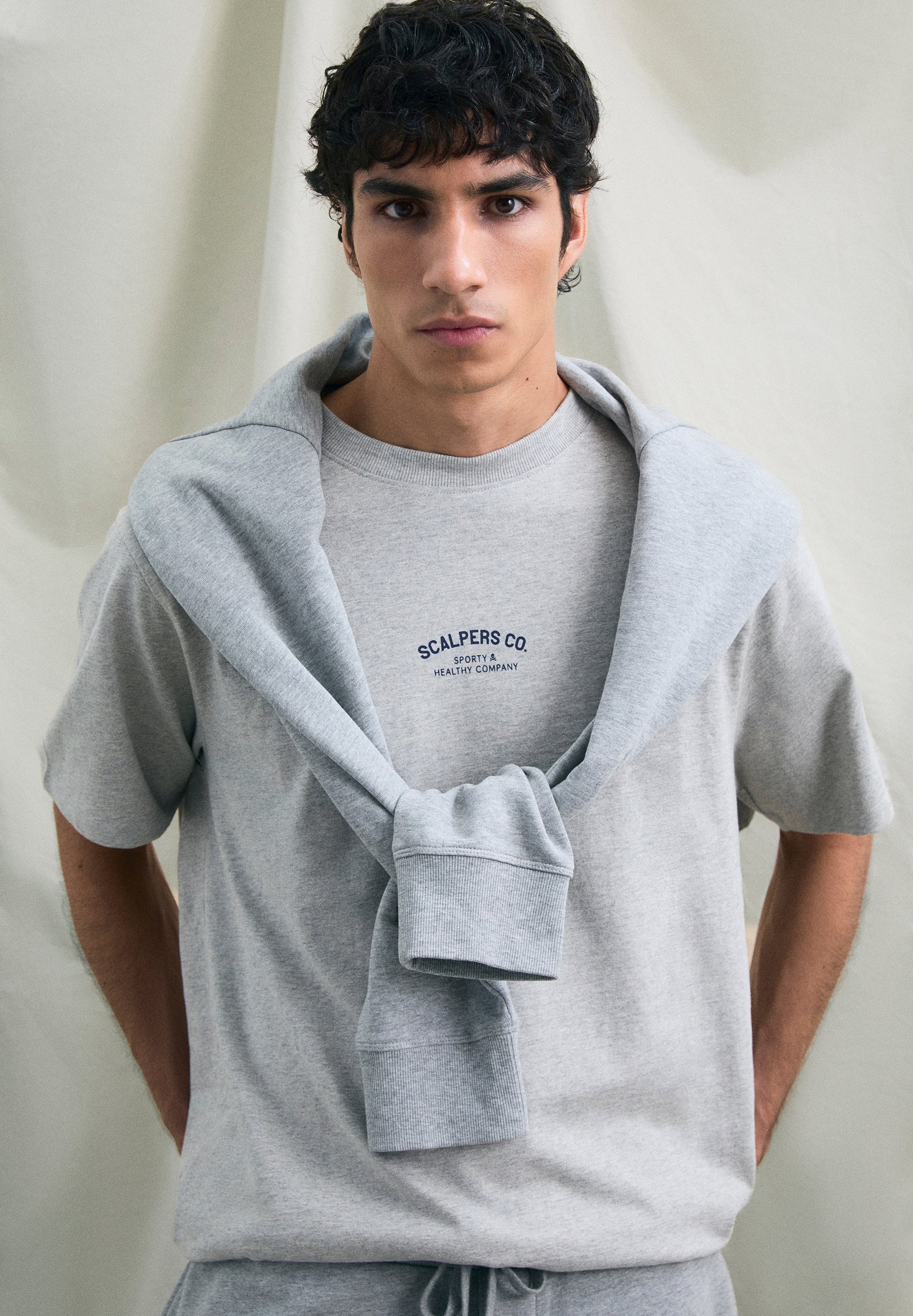 PRINT T-SHIRT WITH CONTRAST LOGO