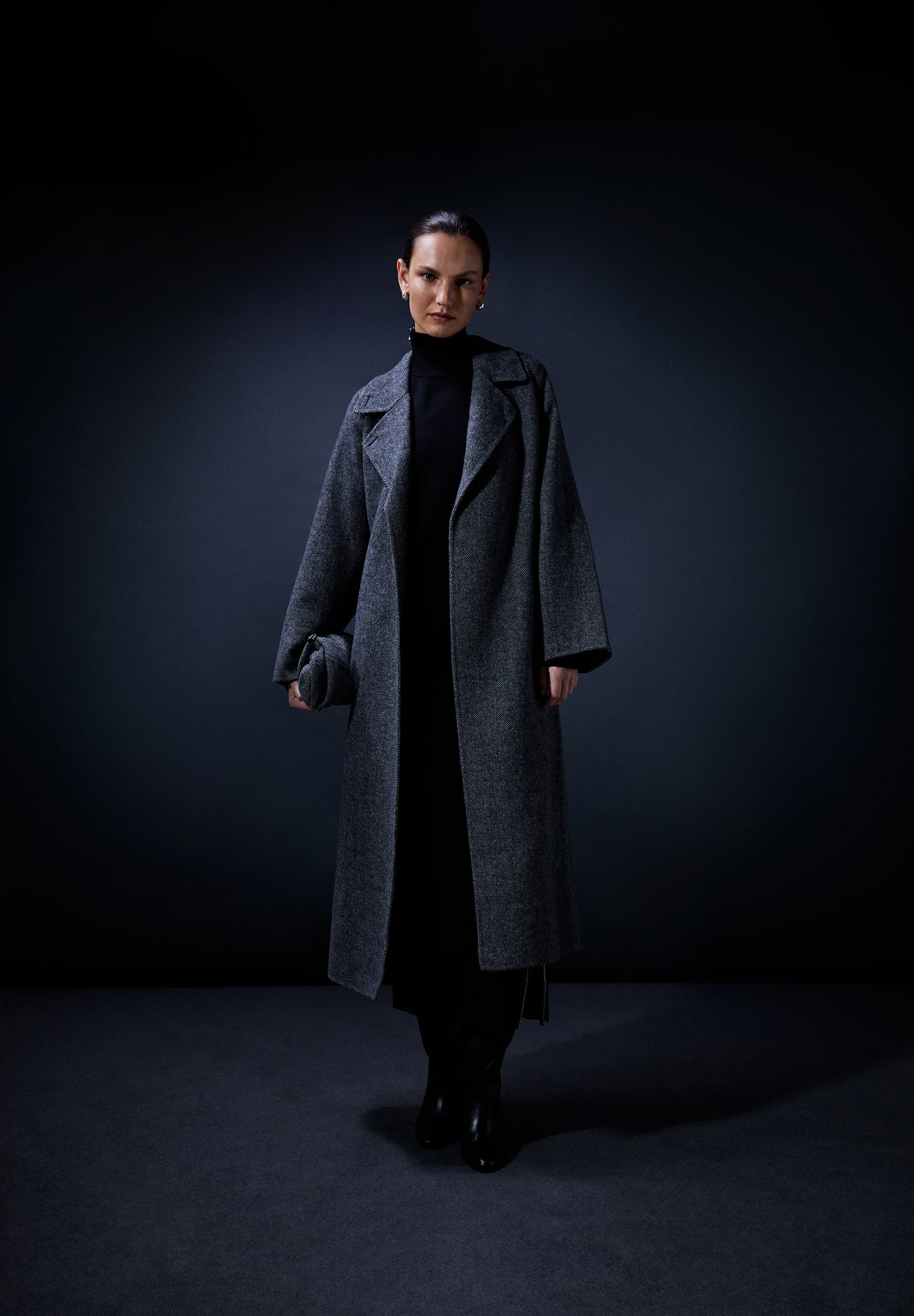 WOOL COAT WITH BELT