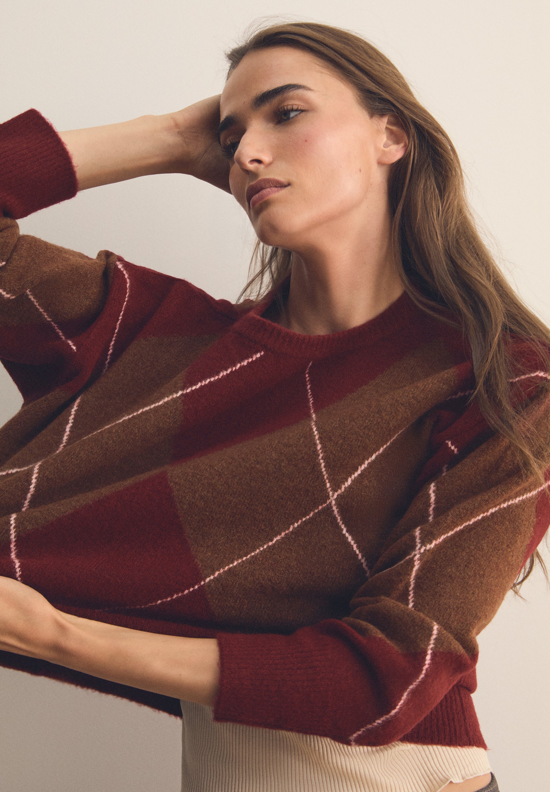 WOOL DIAMOND PATTERN SWEATER