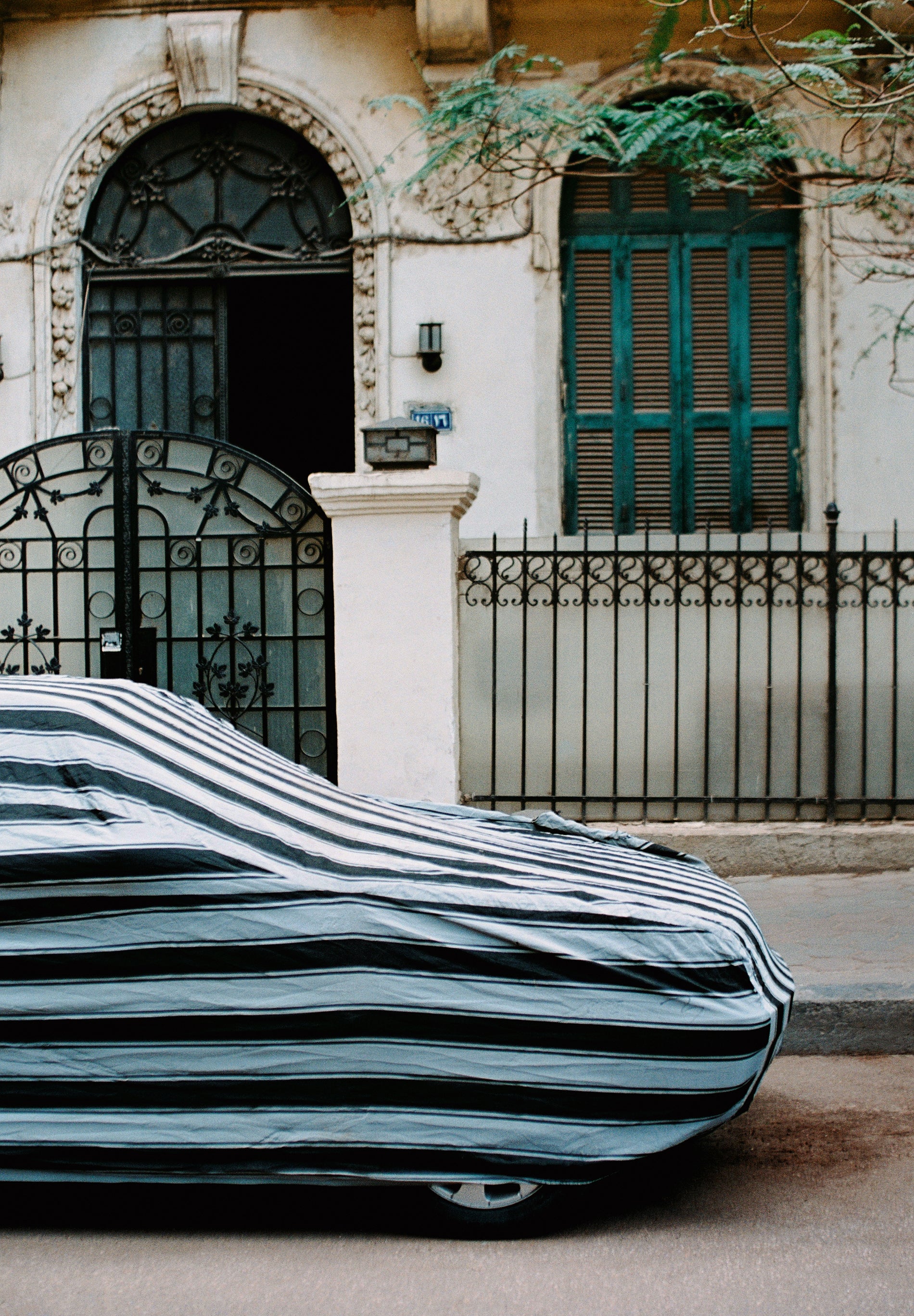 EMBROIDERED BOMBER JACKET