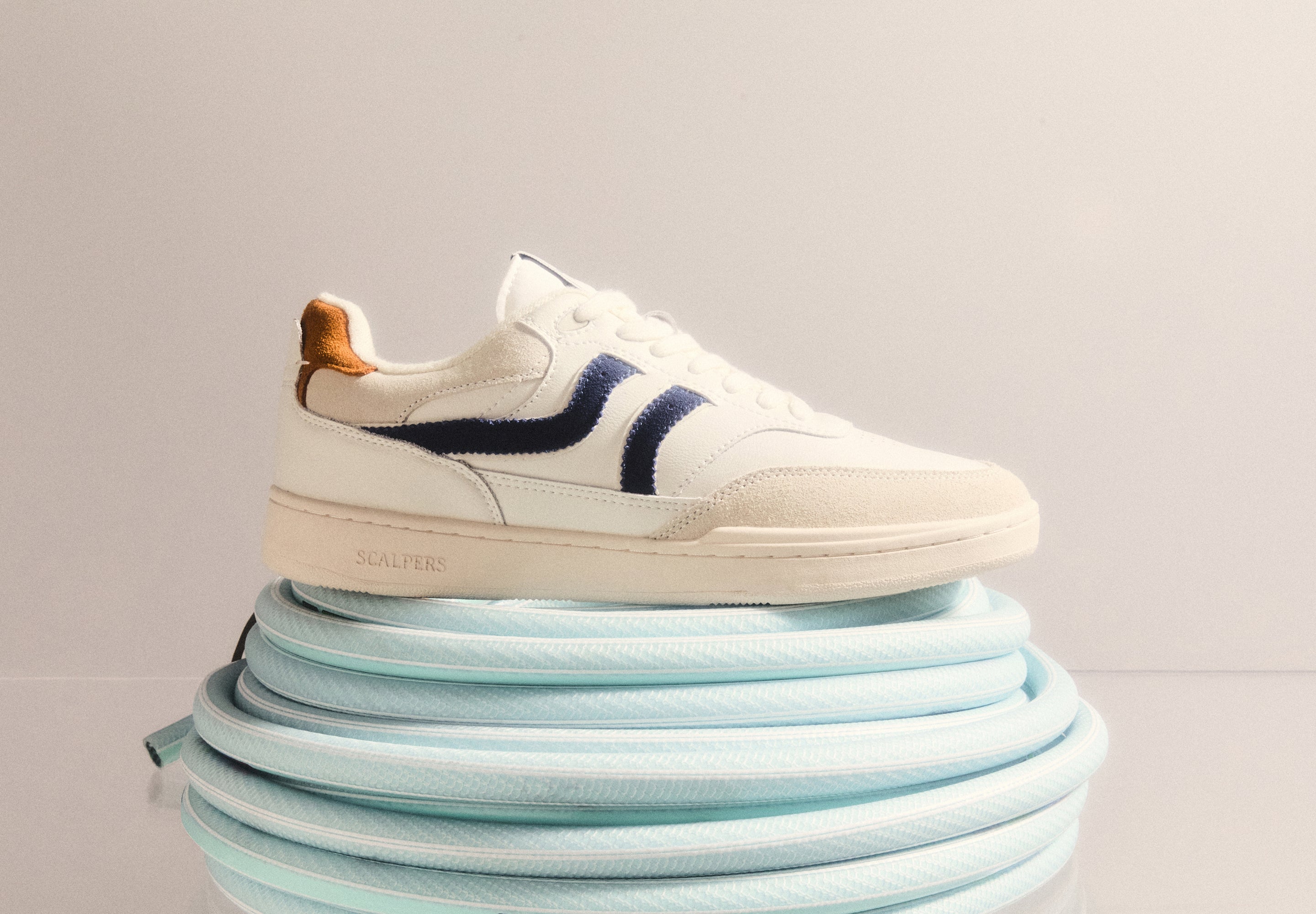 Des_120326_sneakers_ss26_h_07