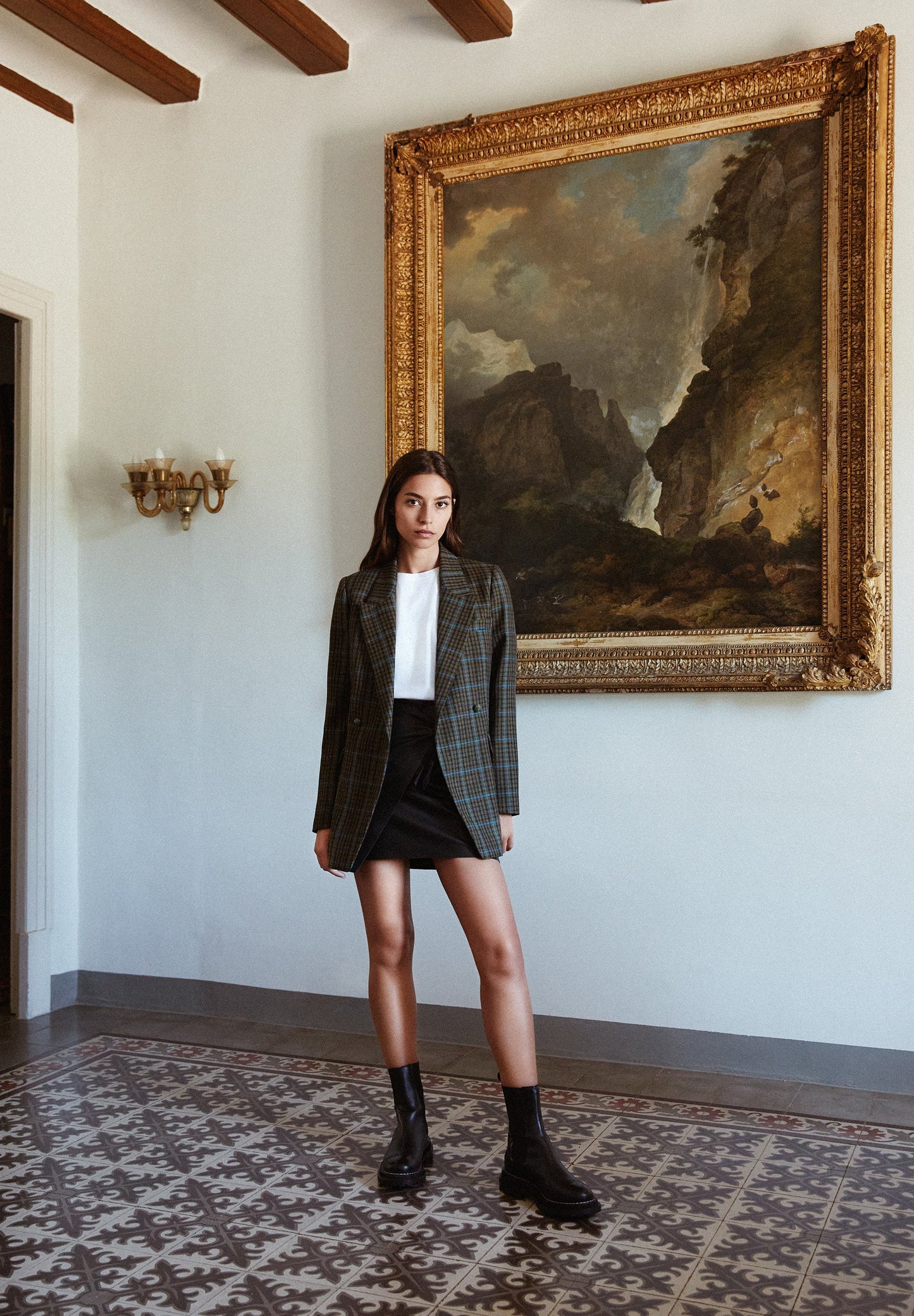 LEATHER MINI SKIRT WITH KNOT