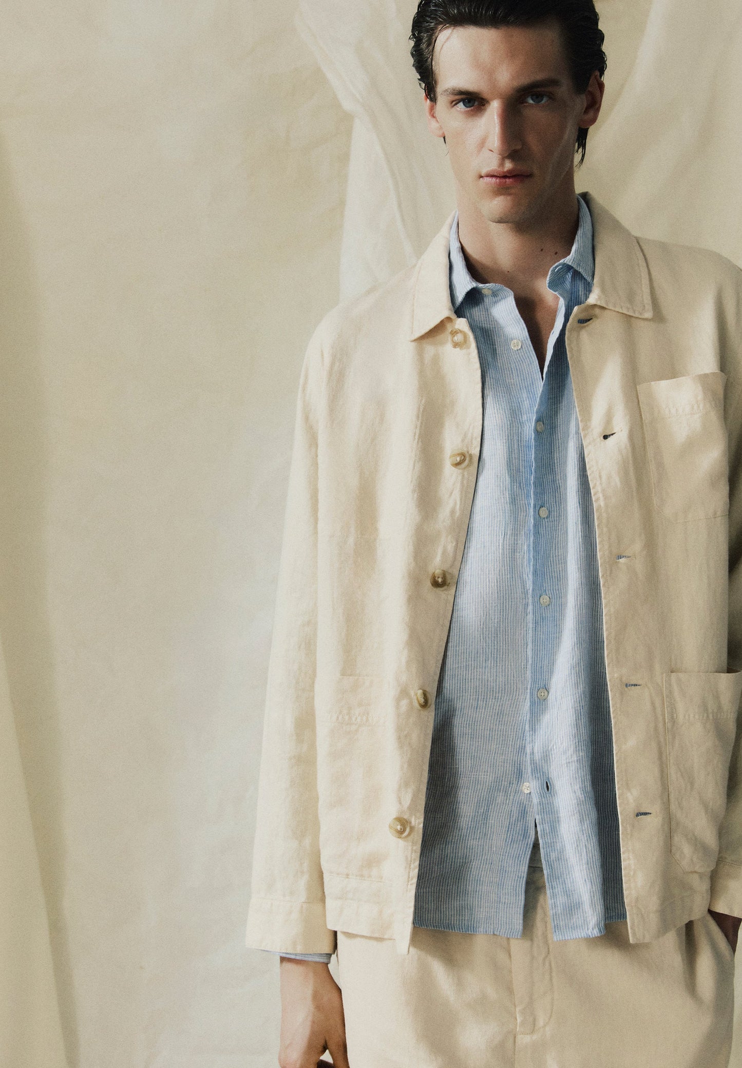LINEN OVERSHIRT WITH POCKETS