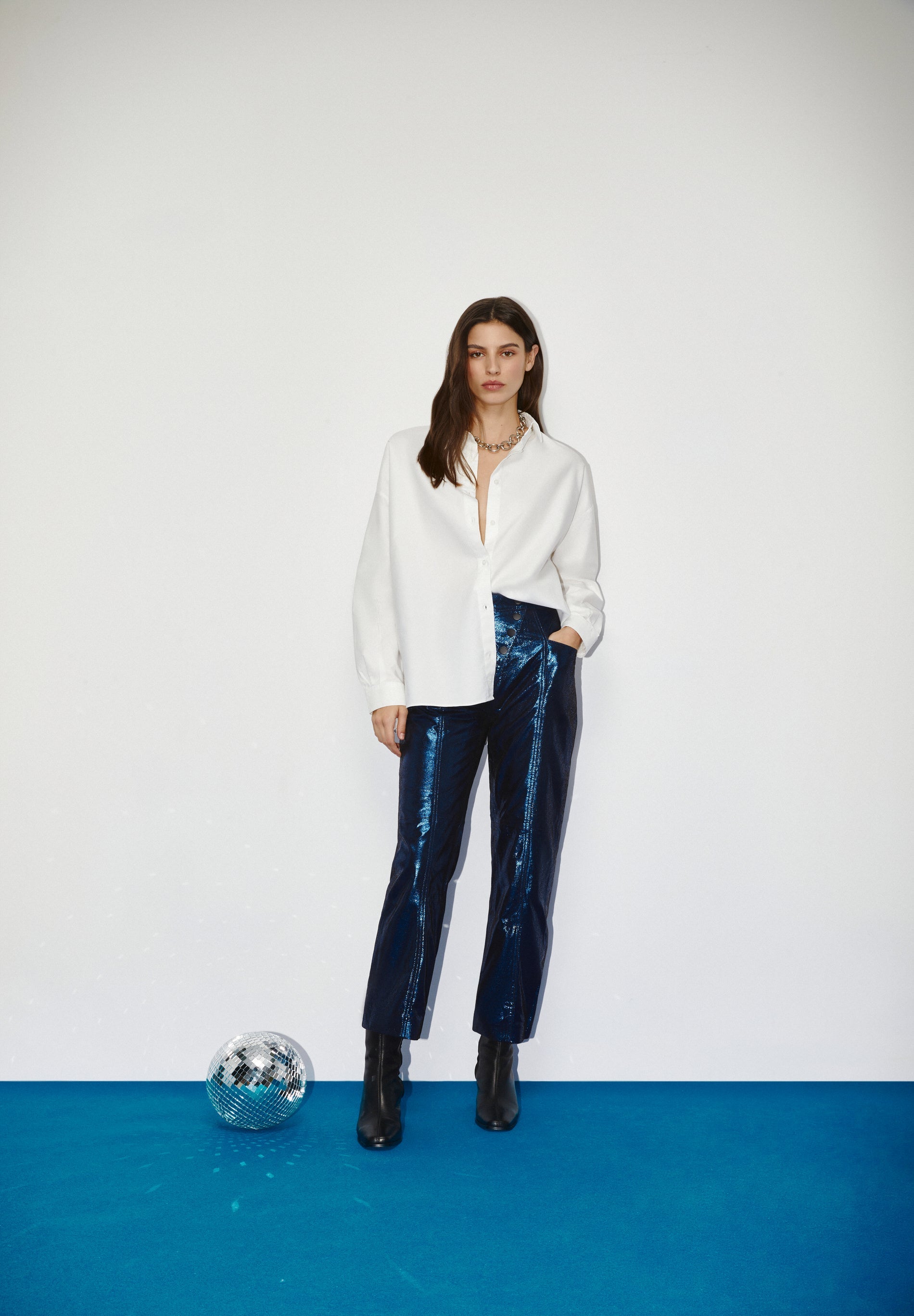 METALLIC FLARED TROUSERS
