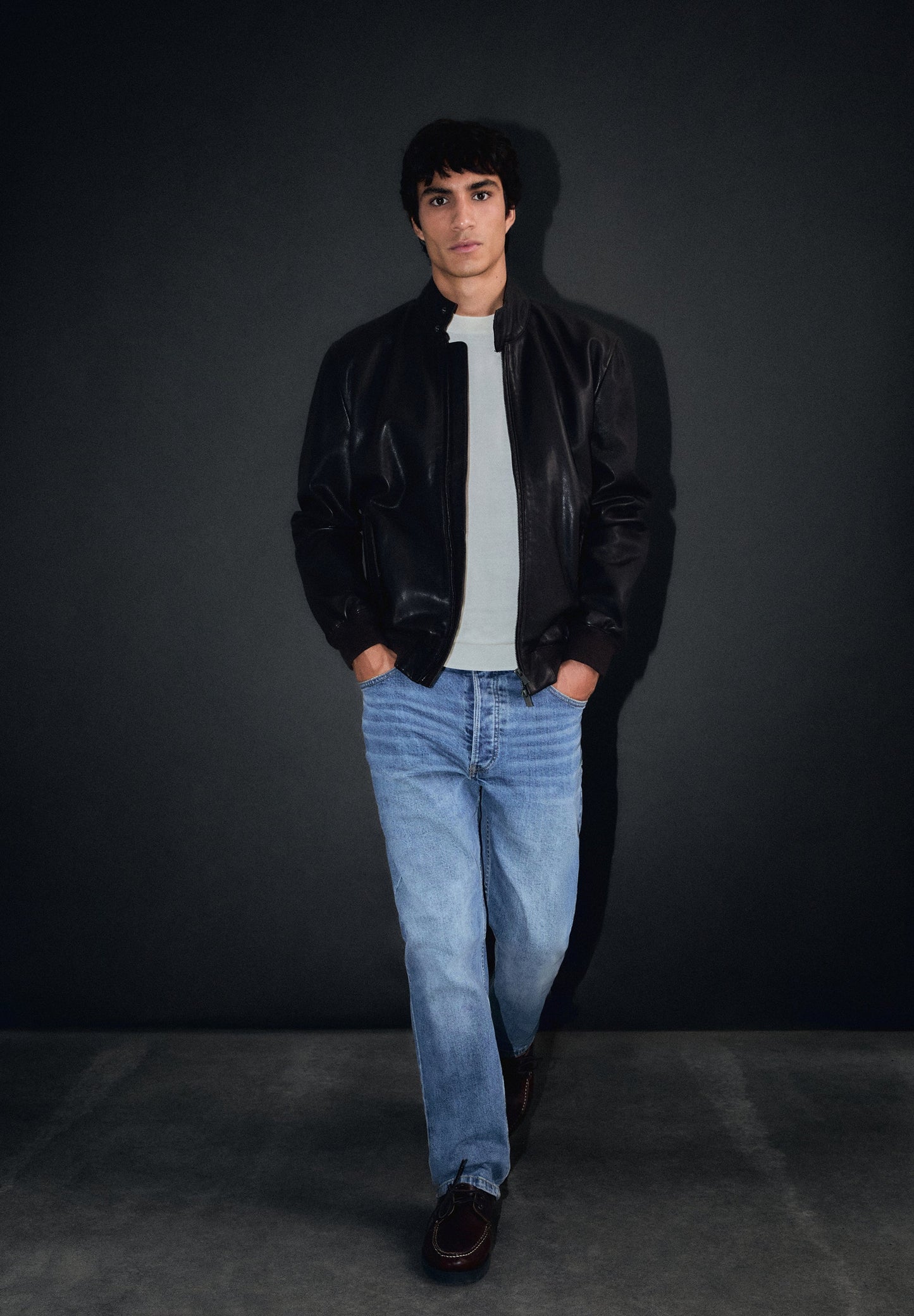 REGULAR FIT JEANS