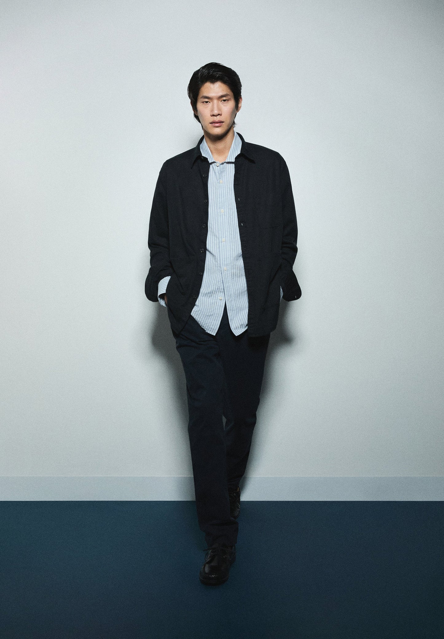 FINE KNIT CARDIGAN