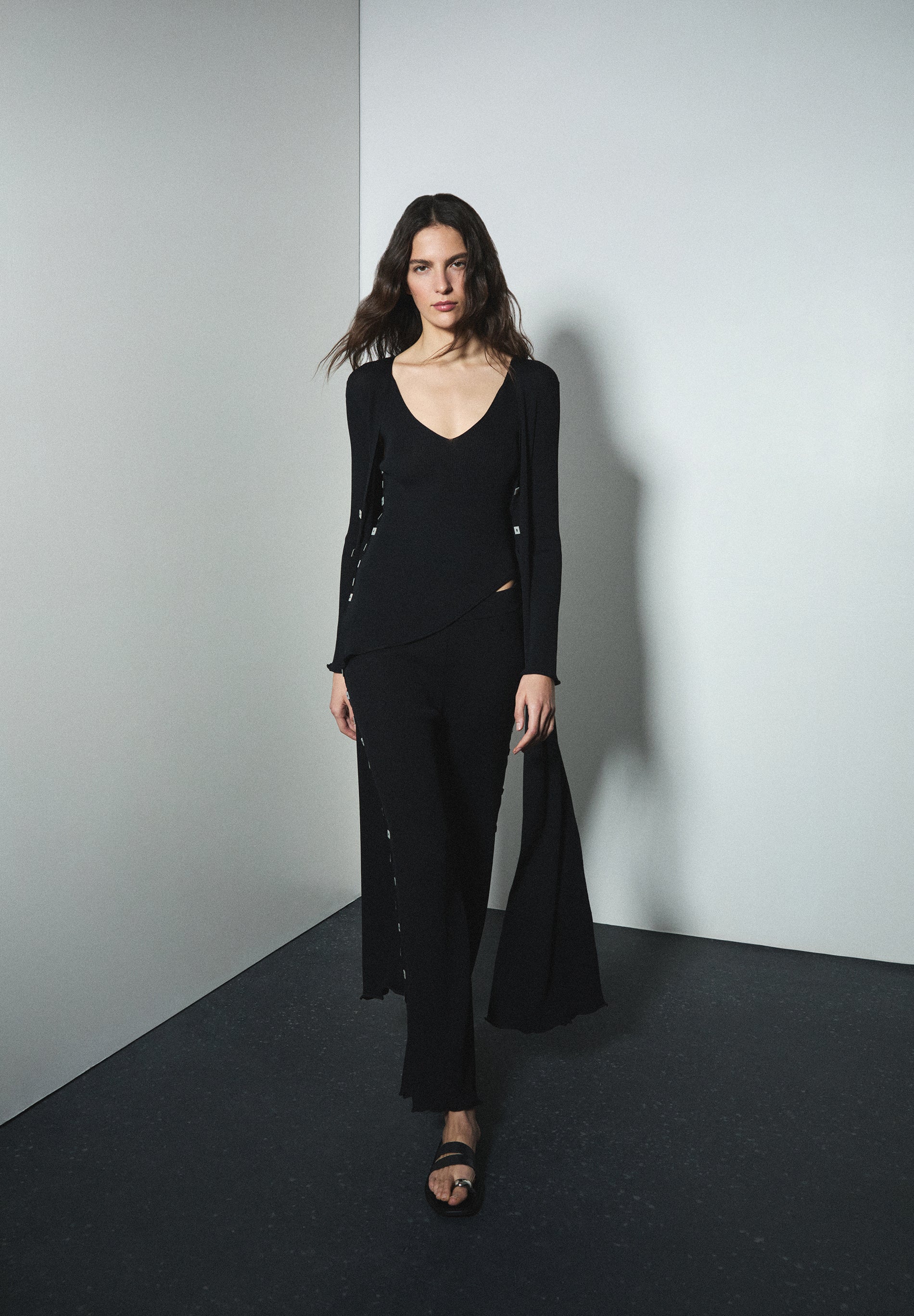 KNIT TROUSERS WITH SIDE APPLIQUÉS