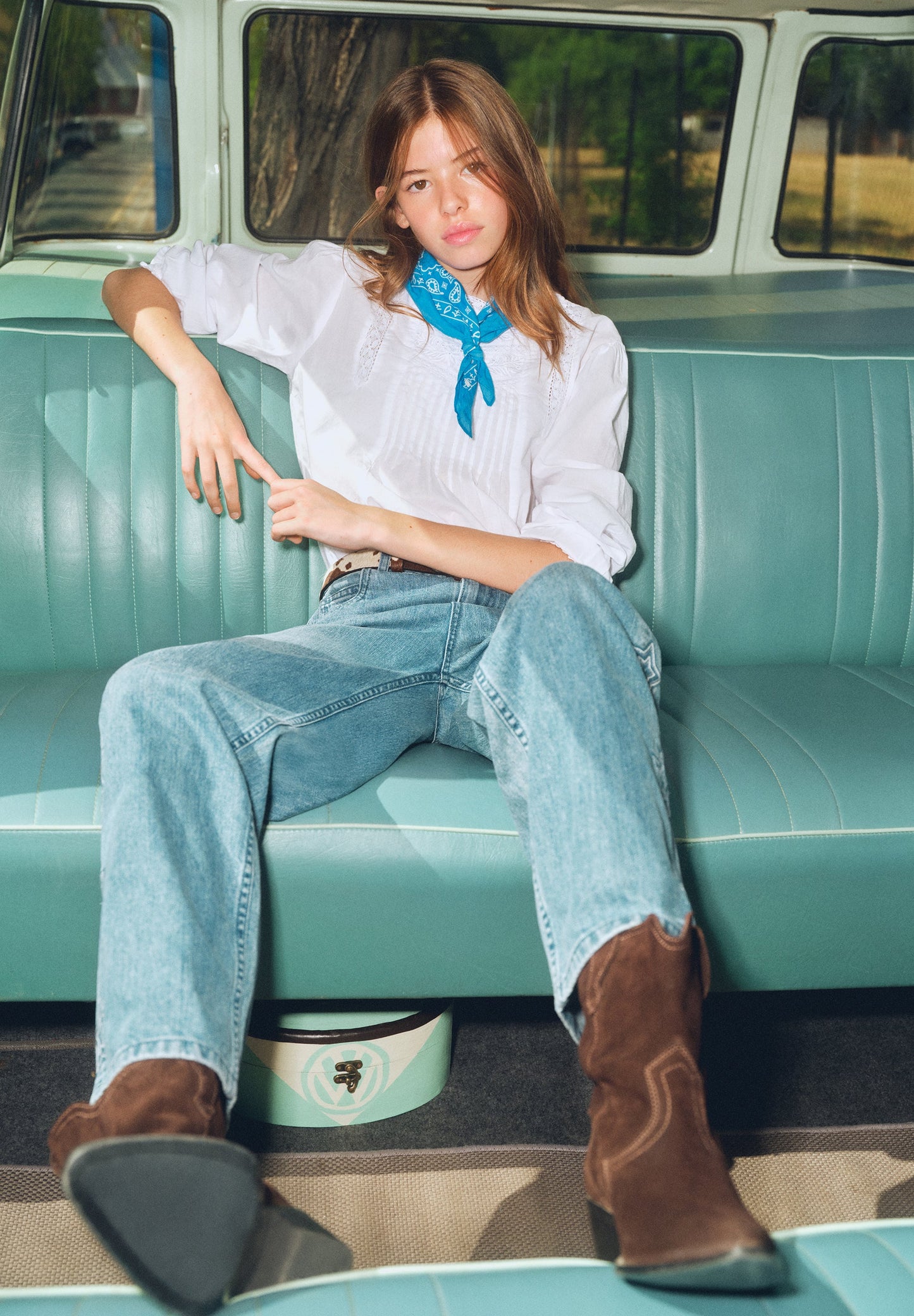 WIDE LEG TROUSERS WITH EMBROIDERED STARS