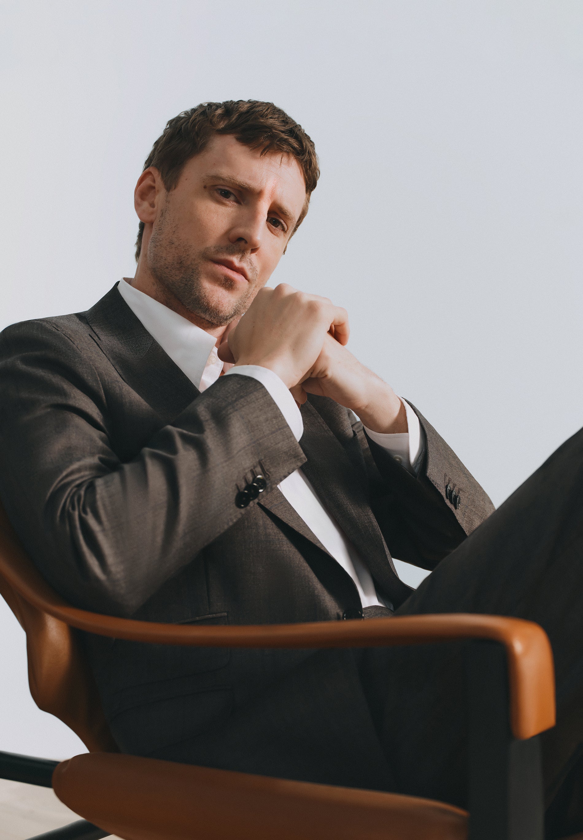 TWO-PIECE WOOL SUIT
