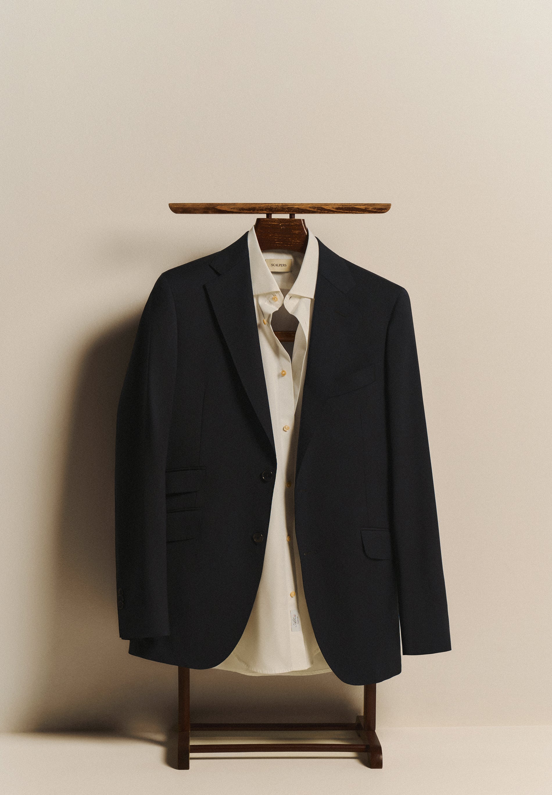 TWO-PIECE WOOL SUIT