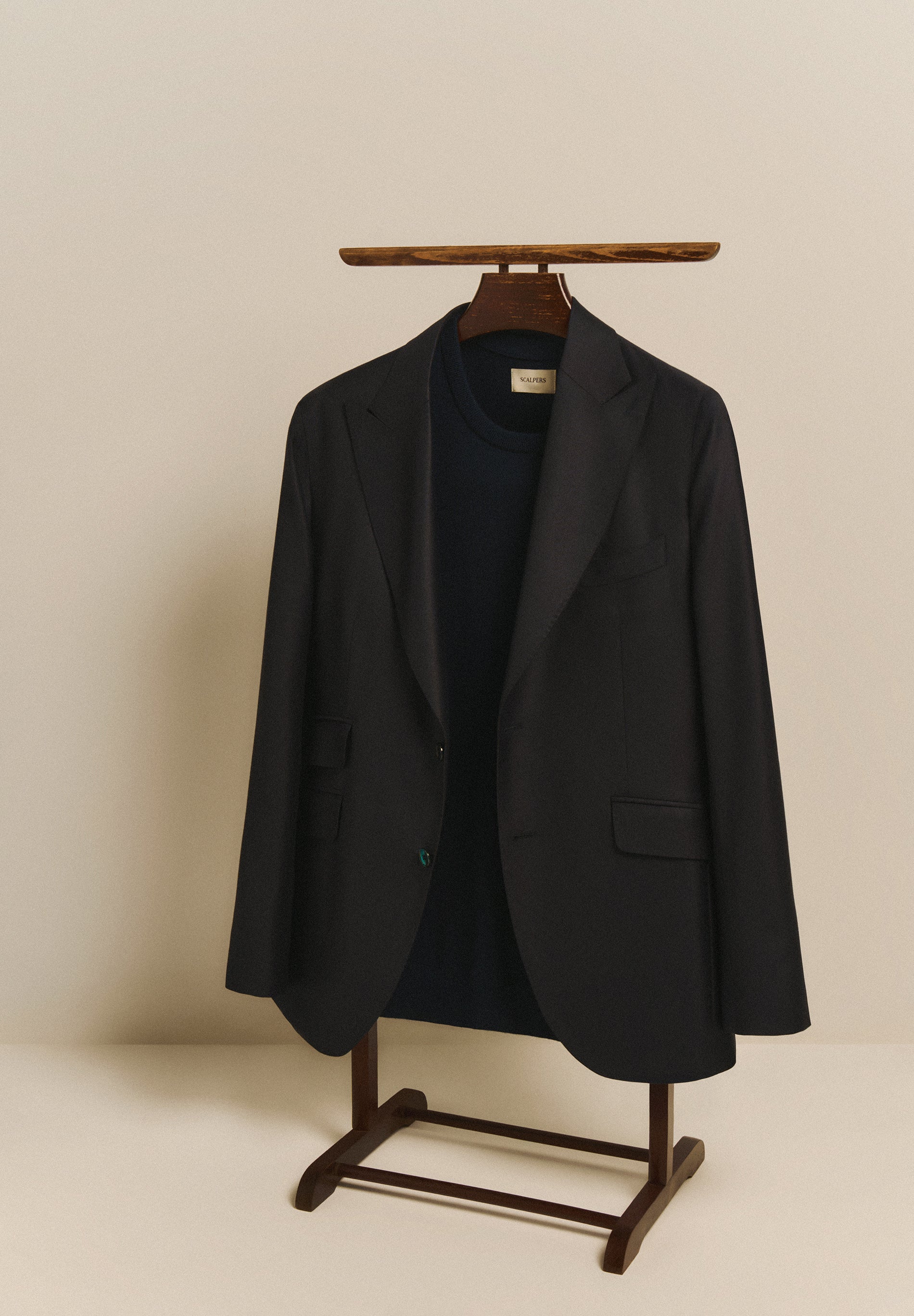 TWO-PIECE WOOL SUIT