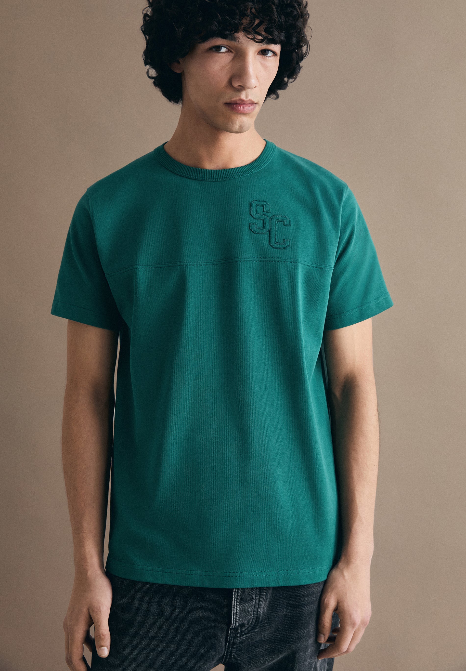 VARSITY PRINT T-SHIRT