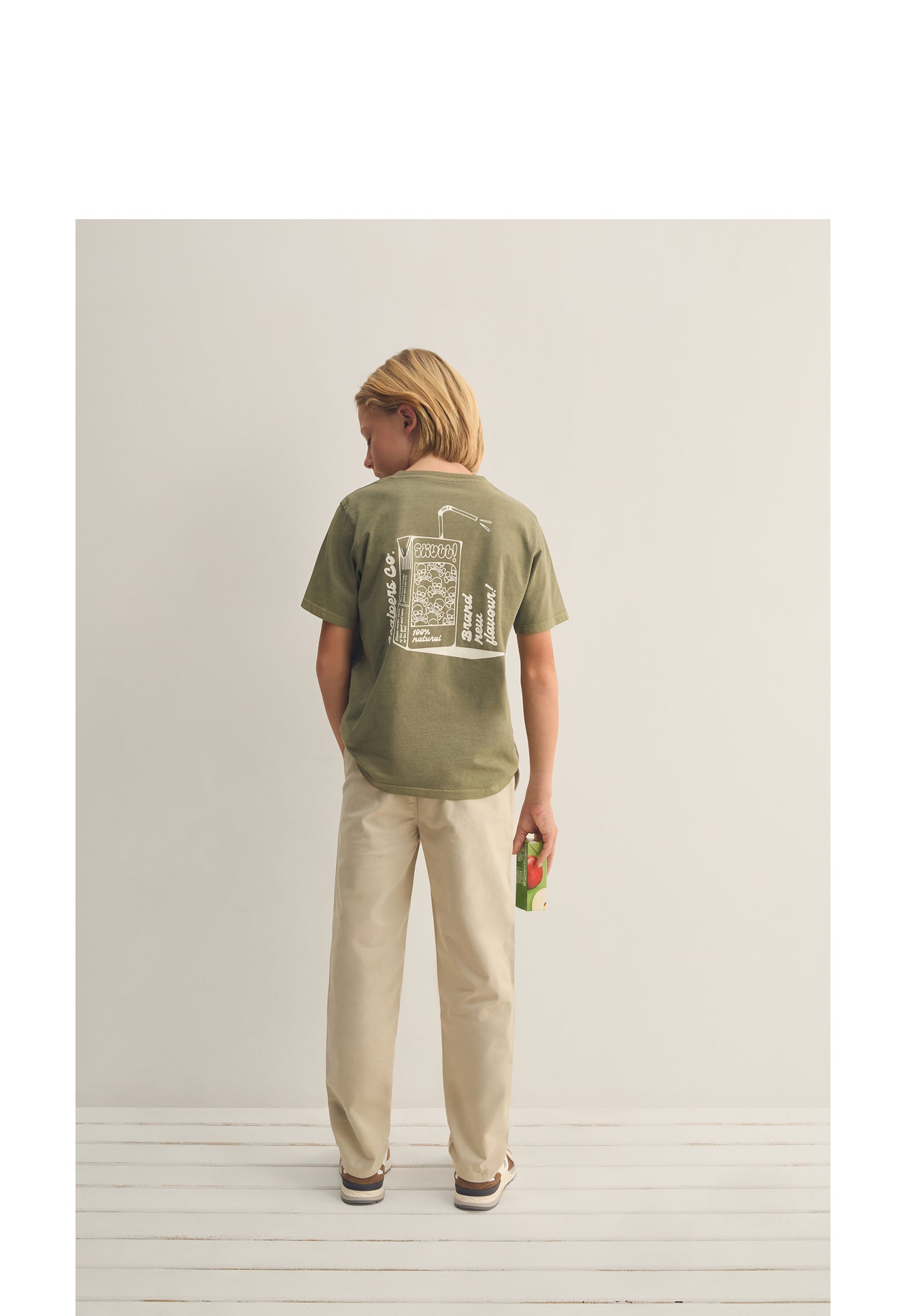 RELAXED CHINO TROUSERS
